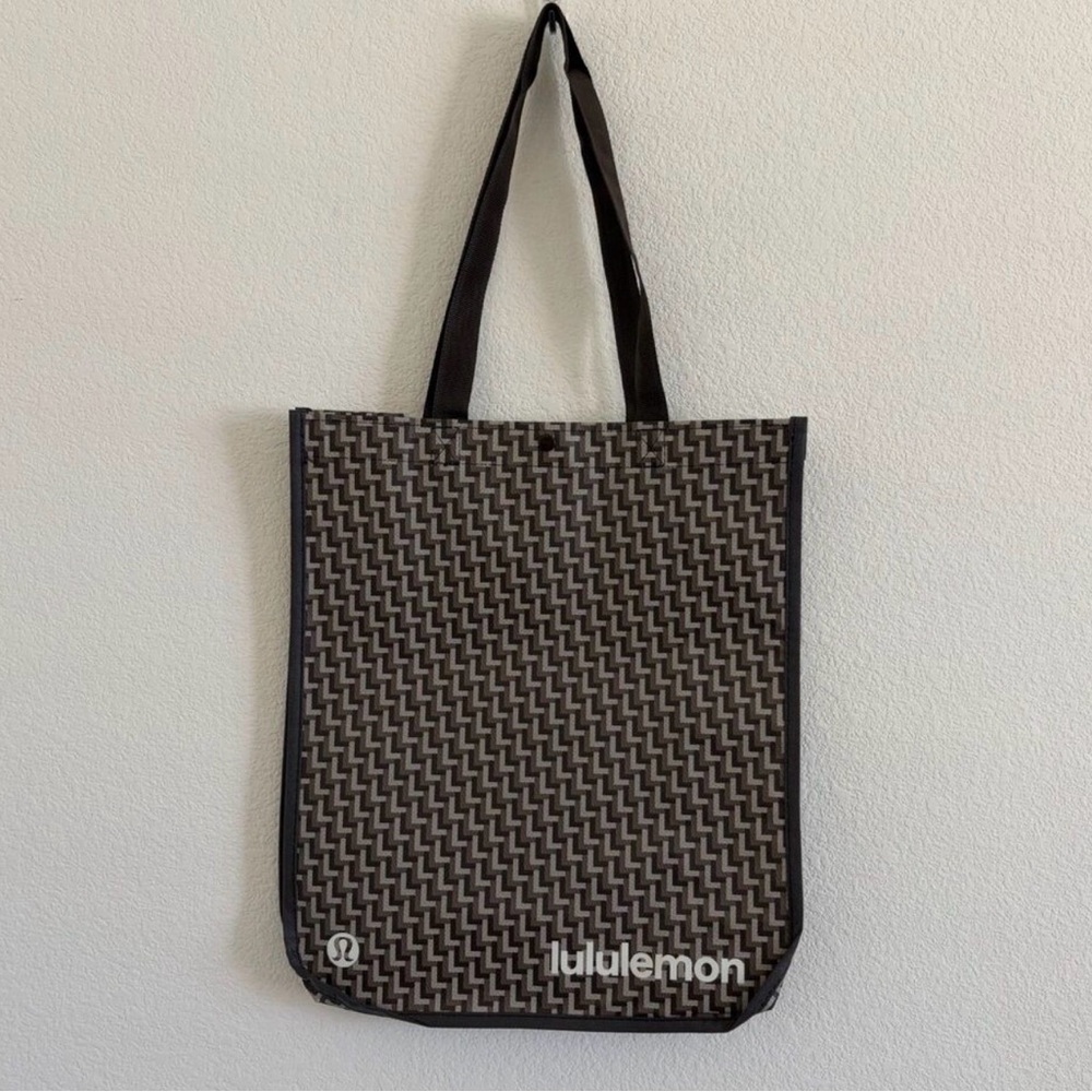 Lululemon Black and Gray Tote Bag